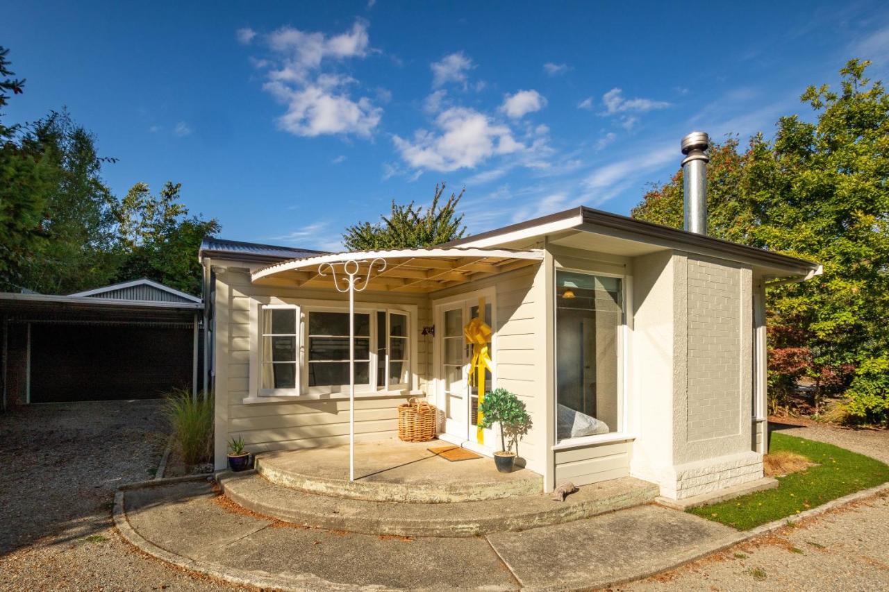 Hop, Skip And Jump To The Lake - Te Anau House Exterior foto